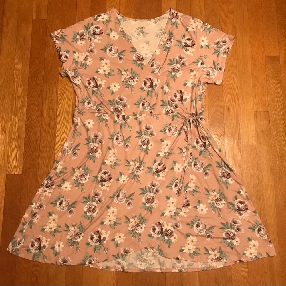 2X Just Be... Faux Wrap Floral Dress